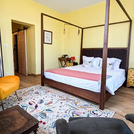 D'hotes - 23 Bed and Breakfast 3*